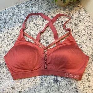 Victoria Secret Sport Incredible Lightweight bra size 34 C